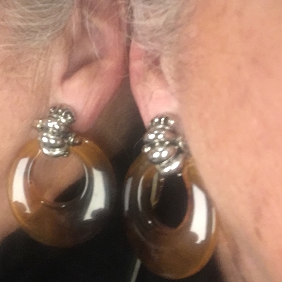 Metal/silver shrimp style clip earring; add hoop - Picture 4 of 9